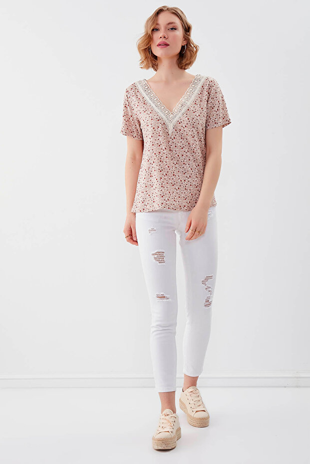 Çiçekli V Yaka Bluz - 1