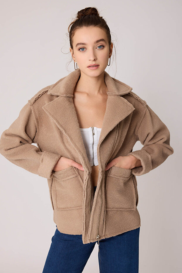 سترة بجيب مزدوج وسحاب وخياطة عكسية - 4