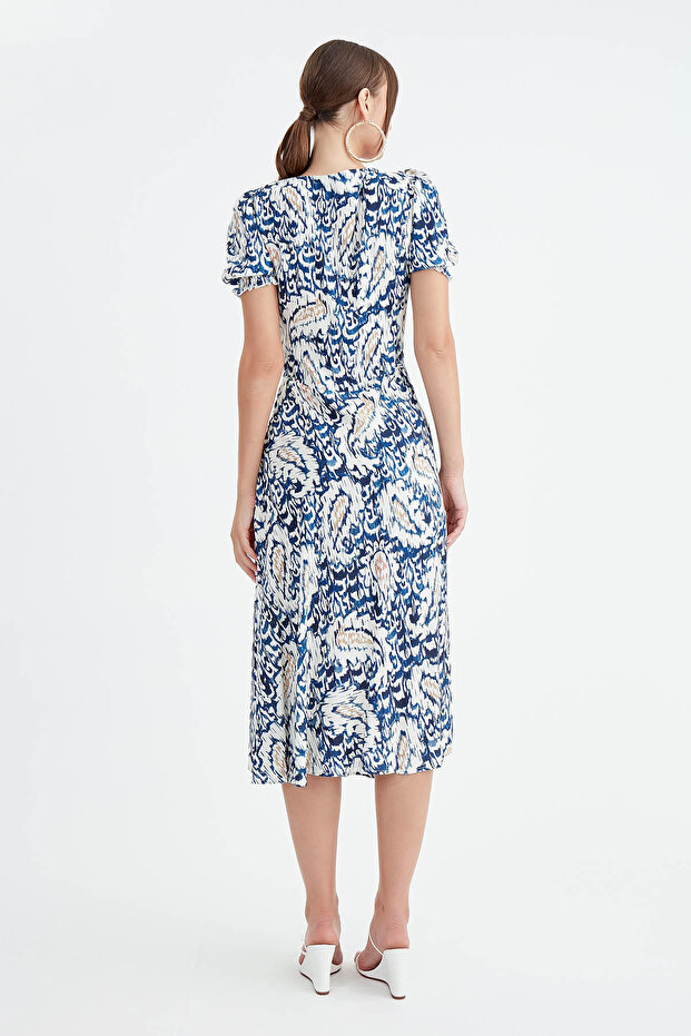 Önü Büzgülü Desenli Elbise - 6