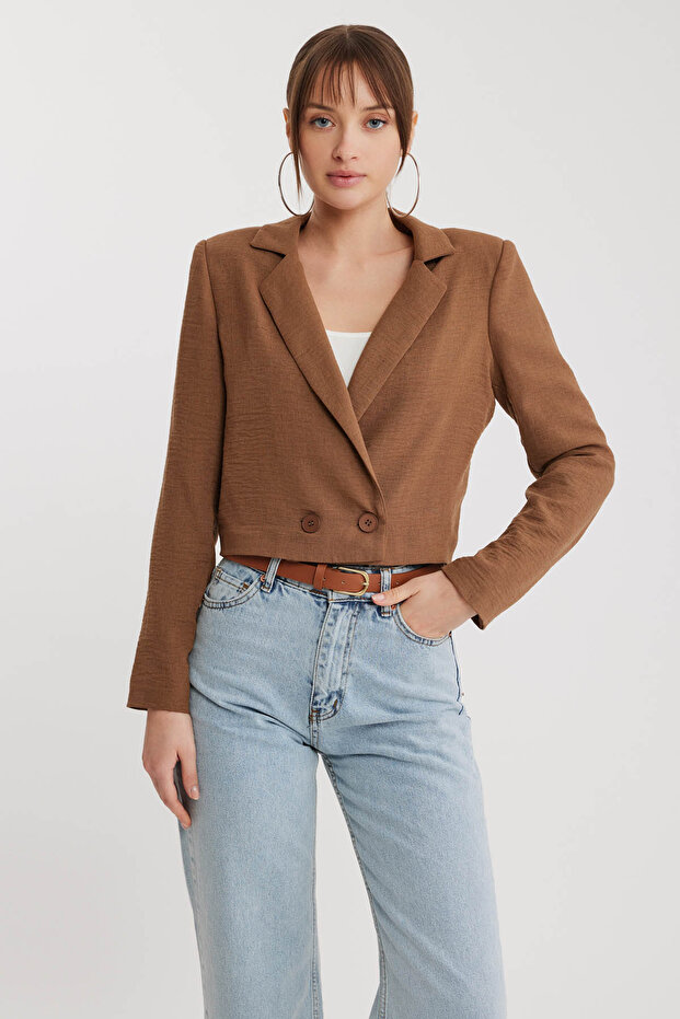 سترة قصيرة من الكتان ذات أزرار مزدوجة - 1