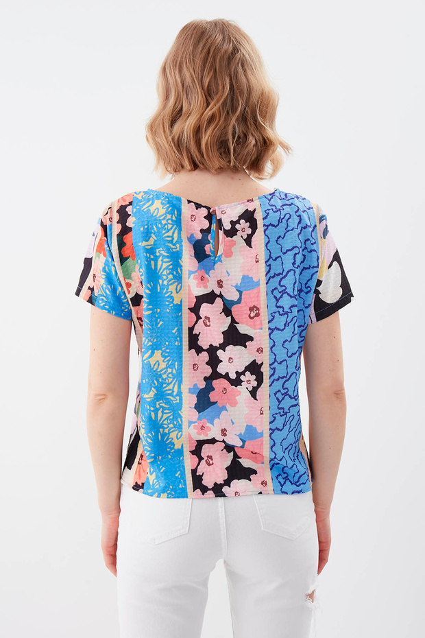 Desenli Kısa Kol Bluz - 5