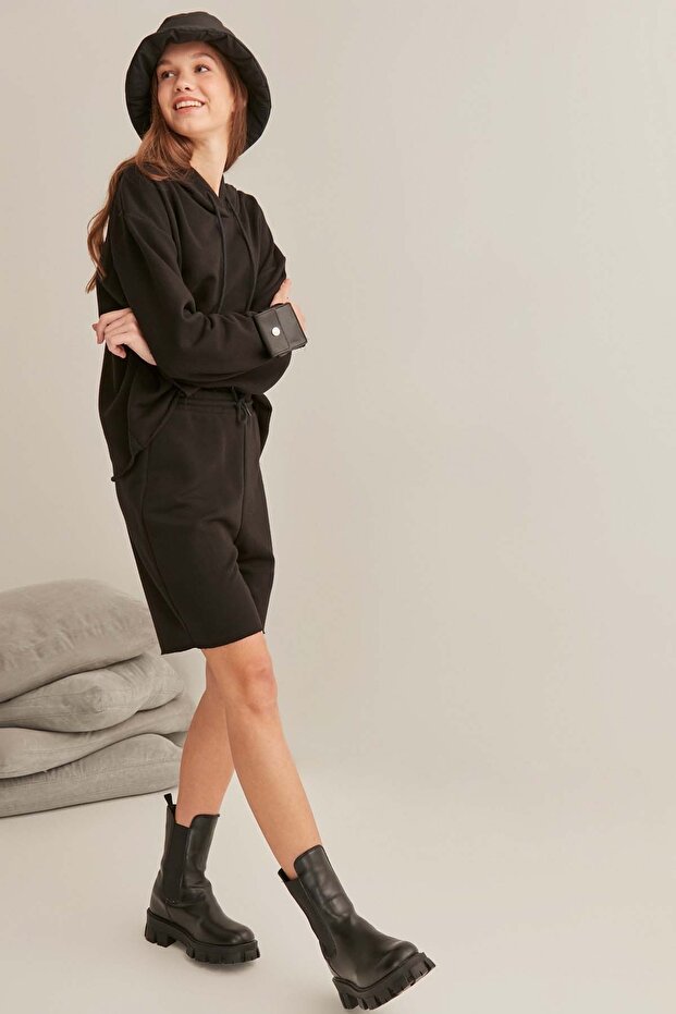 Šněrovací šortky s elastickým pasem - 3