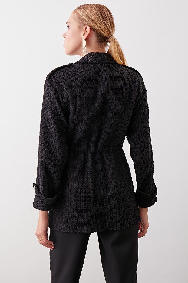 Bunda s detaily v pase - 3