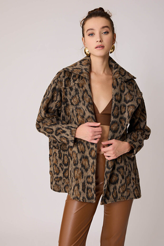 Leopard Pattern Double Pocket Jacket with Side Slits - 1