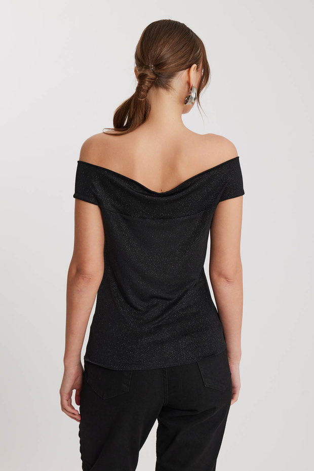 Kayık Yaka Simli Bluz - 5