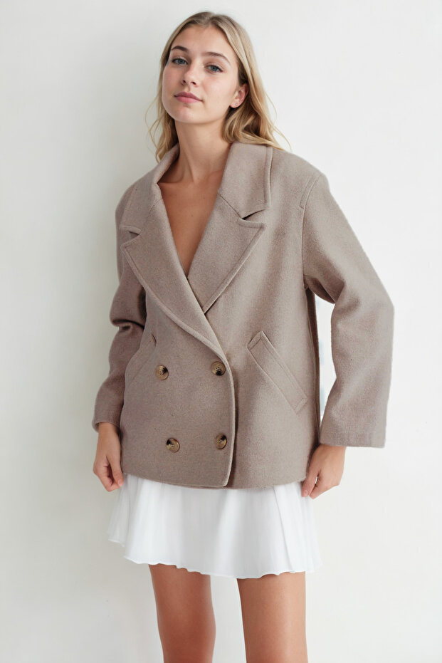 معطف قصير بأزرار - 1