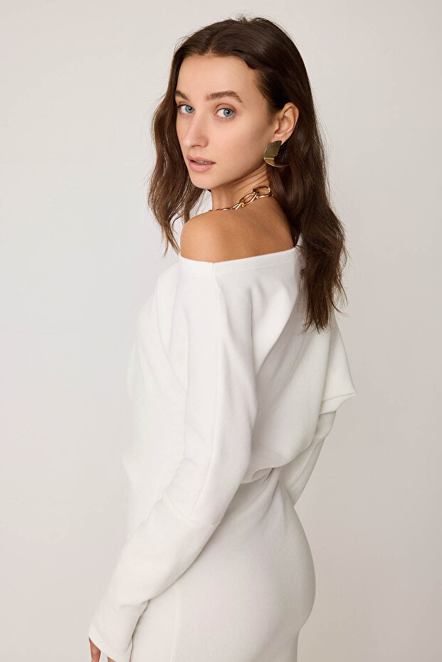 Lodní výstřih asymetrického střihu pletené šaty - 4