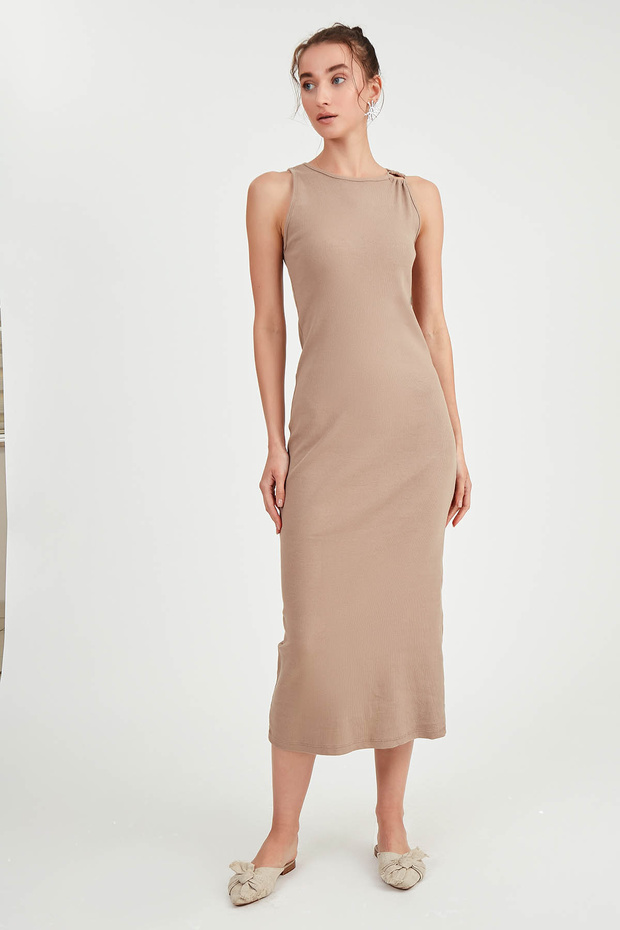 Omuzu Tokalı Uzun Örme Elbise - 1