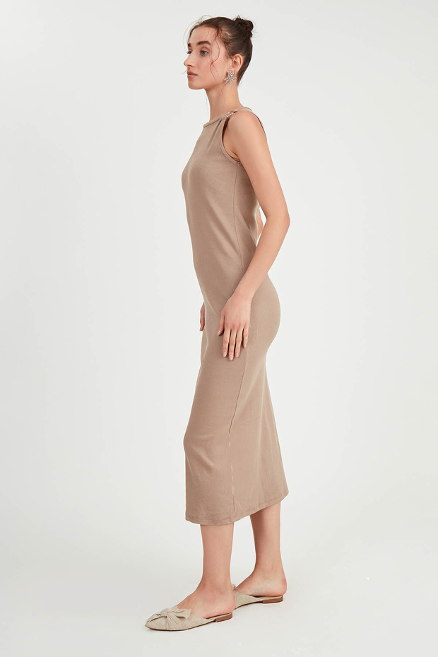 Omuzu Tokalı Uzun Örme Elbise - 3