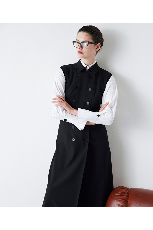 Kleid mit Knopf-Accessoires - 6