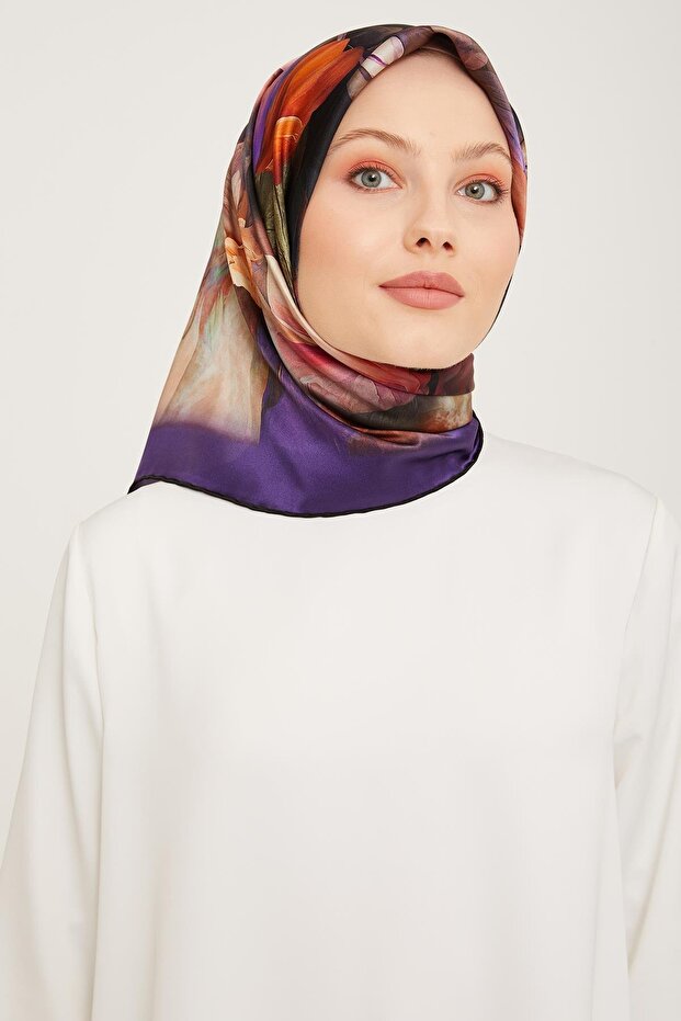 06 Armine Sura Silk Scarf 9001D