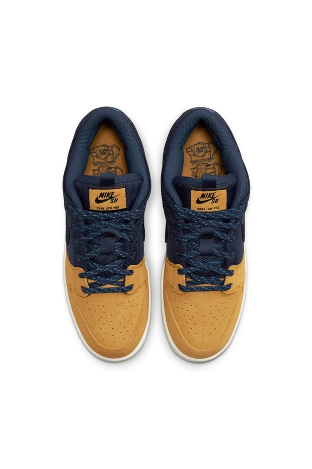 SB Dunk Low Unisex Sneaker - 4