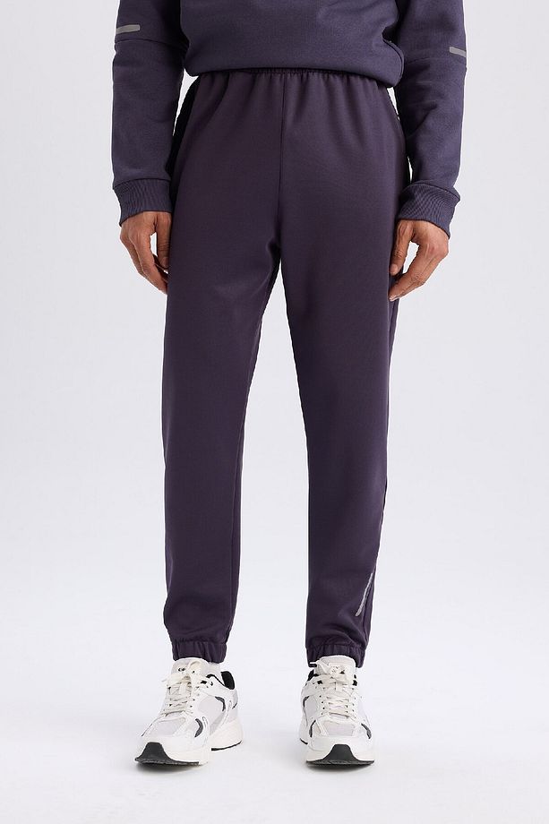 DeFactoFit Sporcu Jogger Eşofman Altı Standart Fit Basic Düz Cepli Beli Paçası Lastikli D3742AX24WN - 4