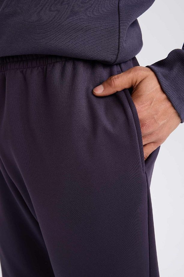 DeFactoFit Sporcu Jogger Eşofman Altı Standart Fit Basic Düz Cepli Beli Paçası Lastikli D3742AX24WN - 5