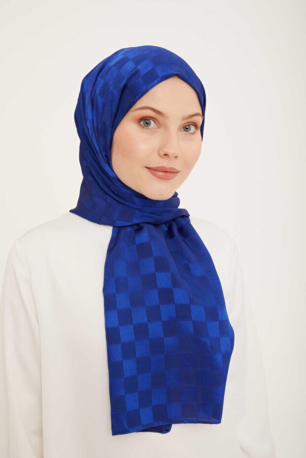 Trend Jacquard Cobalt Blue Mavisidama Pattern Diamond Shawl 2-1842