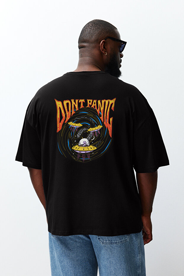 Büyük Beden Siyah Oversize/Geniş Kesim Uzay Baskılı %100 Pamuklu T-Shirt TMNSS25BF00017 - 1