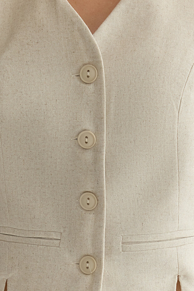 Bej Fitted Keten Görünümlü V Yaka Crop Yelek TWOSS25YE00028 - 3