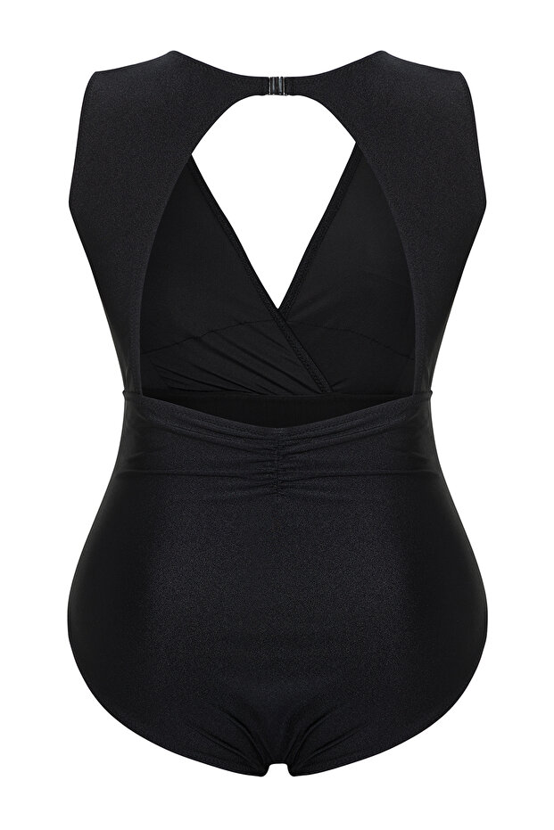 Fekete, mély V-nyakú, ráncolt részletes, nagy méretű fürdőruha TBBSS25AM00002 - 8