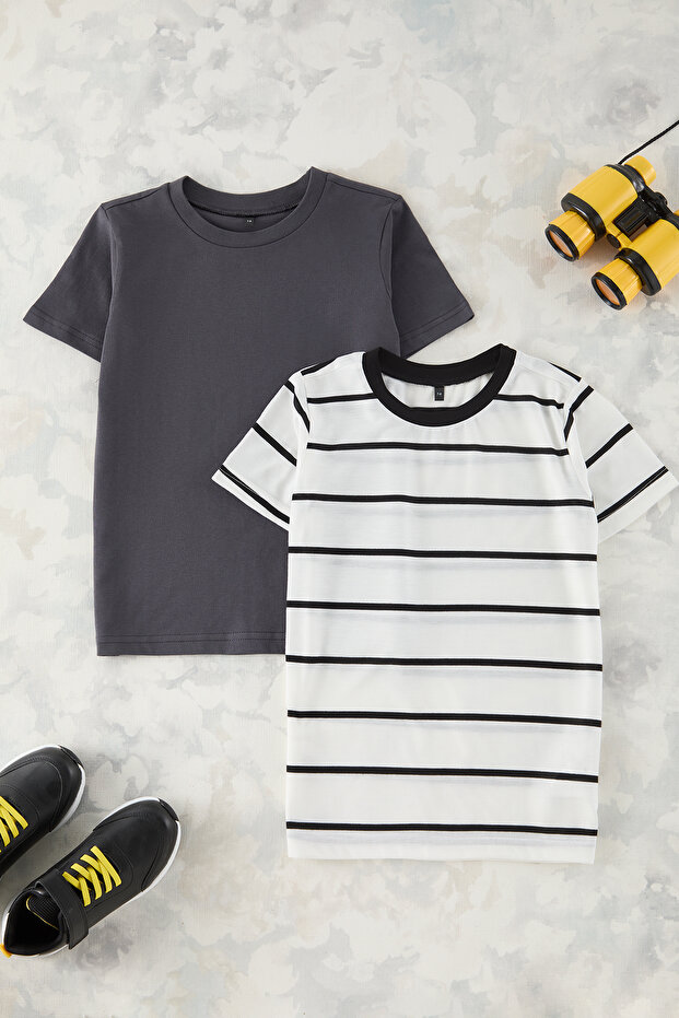 Antrasit-Ekru 2'li Erkek Çocuk Basic-Çizgili Regular Kalıp Kısa Kol Örme T-Shirt TKDSS25TS00025 - 2