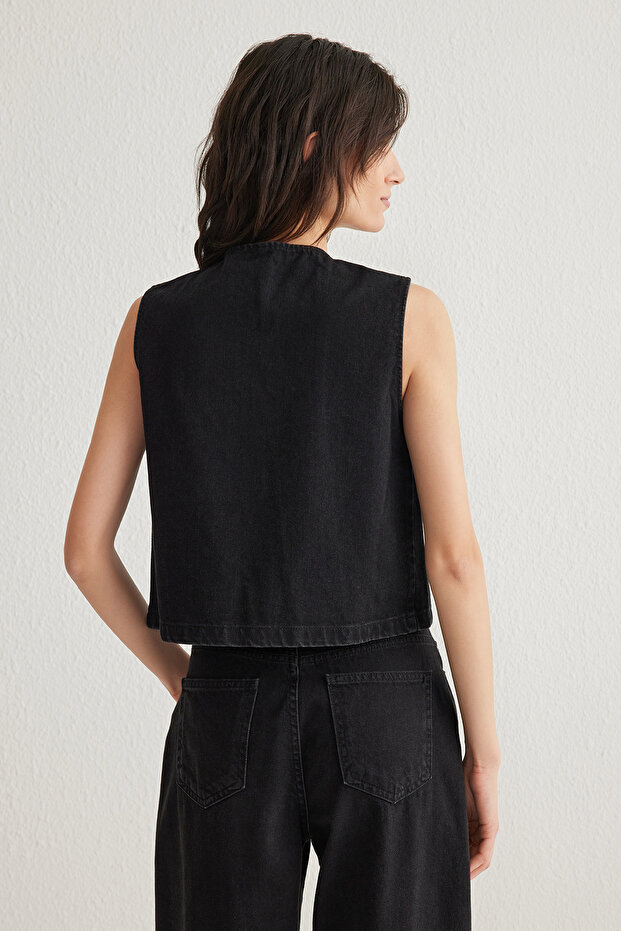 Trendyolmilla Siyah Nakışlı Düğme Kapamalı Denim Yelek TWOSS25YE00016 - Görsel 6