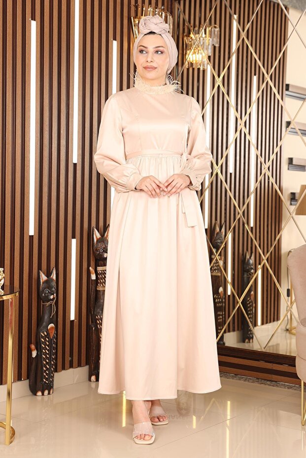 Abendkleid mit Details - 3