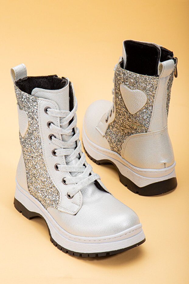 Glittery Girl's Detailed Non-Slip Sole Light Boots