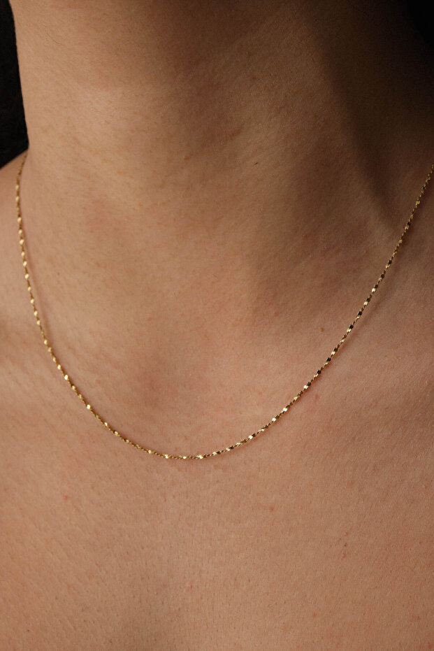 Steel Crush Auger Chain Necklace Tarnish Free 1mm Minimal Suitable for Daily Use