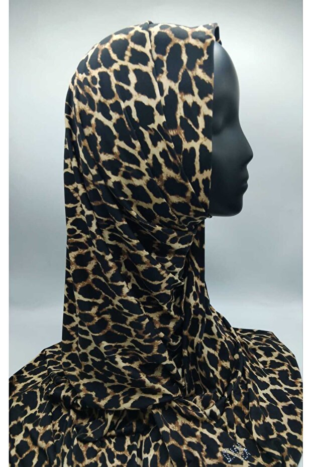 Tiger Sandy Shawl - 1