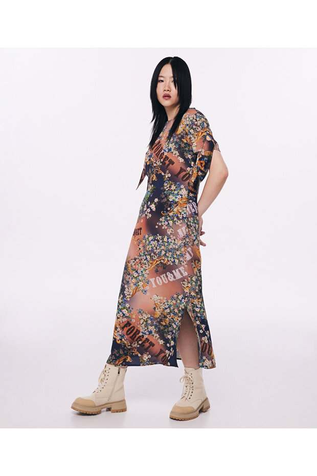 Çiçek desen elbise - 1