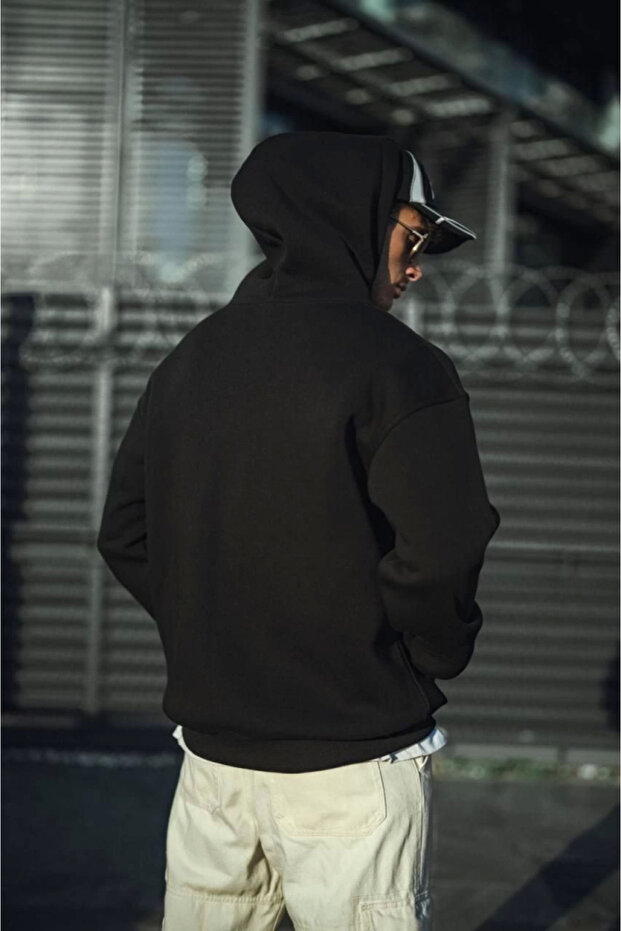 سويت شيرت أساسي بقلنسوة من القطن الممشط بثلاث خيوط من Vivaletta - أسود - 5