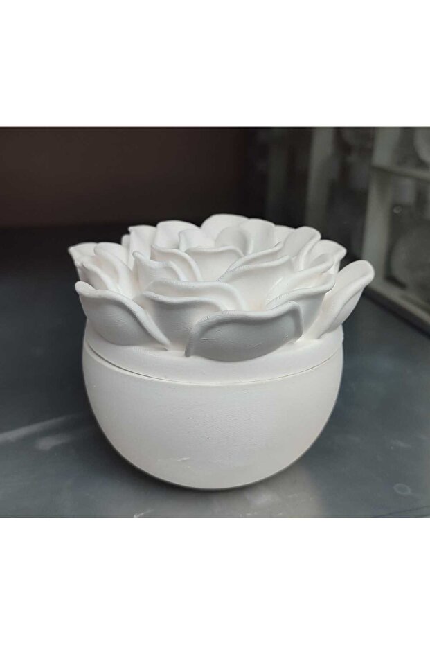 Decorative Rose Patterned Box with Lid - 2
