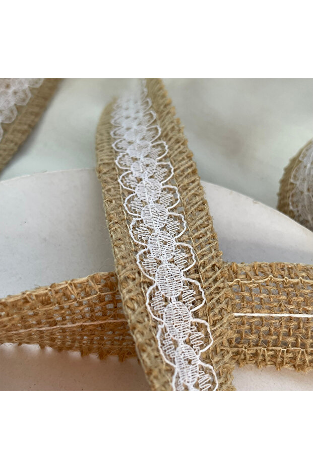 Lace Detailed Decorative 25mm Straw Ribbon (1 Meter)