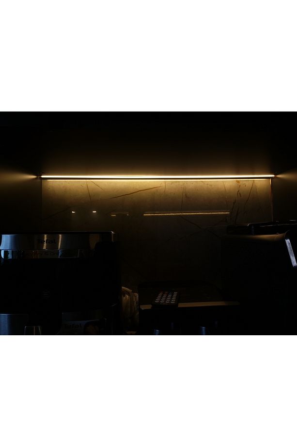 Mutfak Tezgah Arası Neon Led 12 V Gün Işığı ( 1 Mt ) Şerit Led Trafolu Tak Fişe Calistir - 3