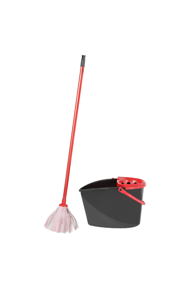 Xtra Strong 14 L Cleaning Bucket with Mop- RF10910
