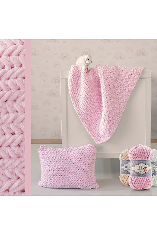 Velluto El Örgü İpi 1 Adet Renk Kodu: 798 Begonvil / %100 Mikropolyester 100 g - 68 m - 7