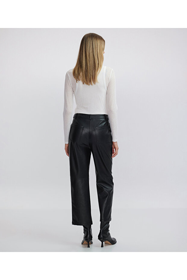 Deri görünümlü pantolon - 6