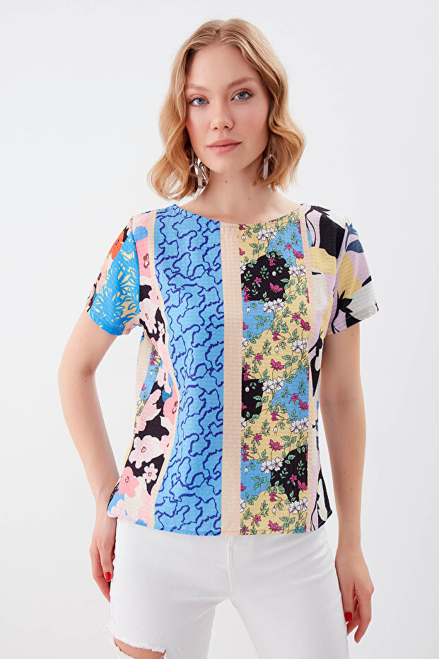 Desenli Kısa Kol Bluz - 2