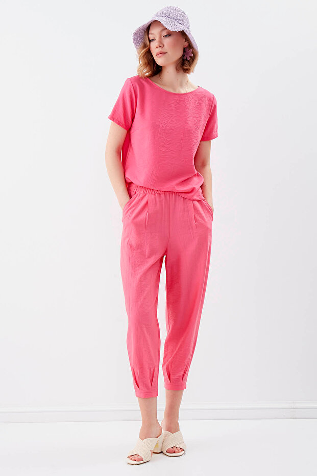 Pleated Carrot Trousers