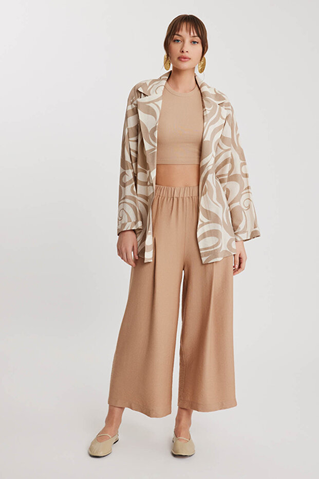 سترة مجعدة بياقة منقوشة - 1