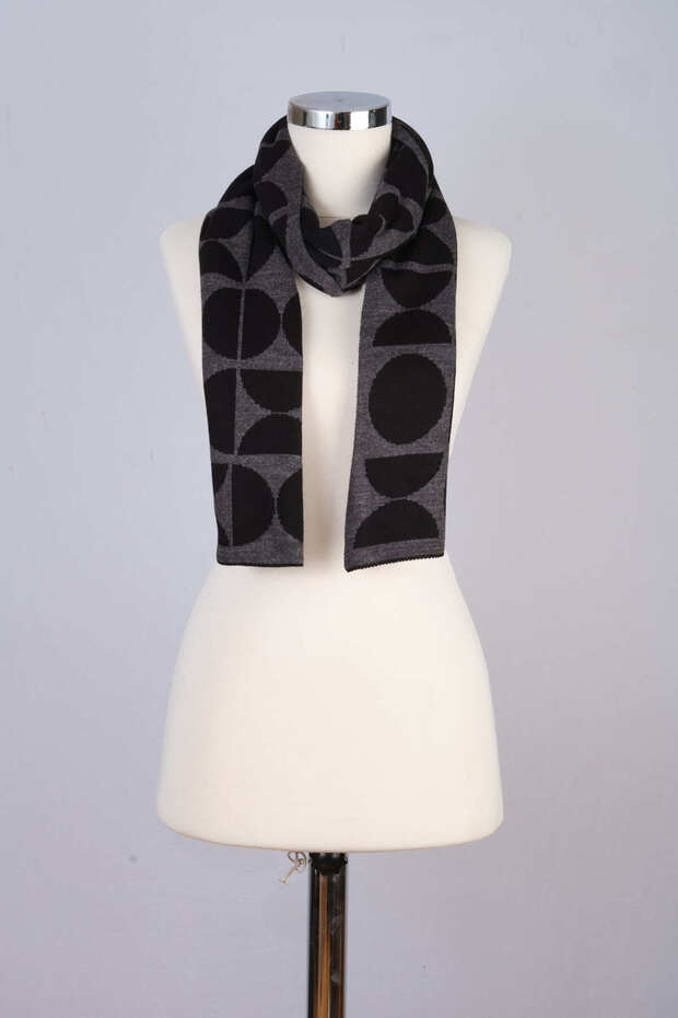 Eșarfă tricotată cu model circular - 3