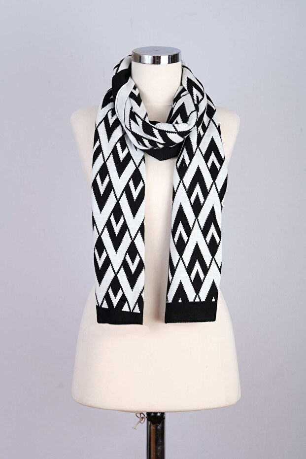 وشاح تريكو منقوش على شكل V - 4