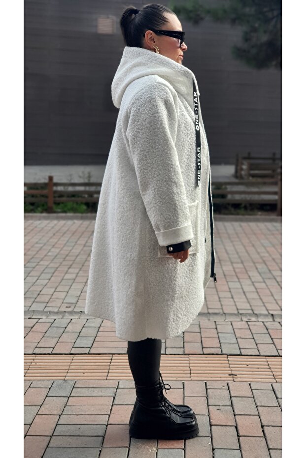 Straight Patterned Hooded Bucket Jacket - 2