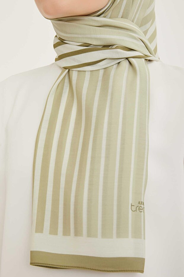 Trend Line Pattern Modal Shawl 5746-29 - 2