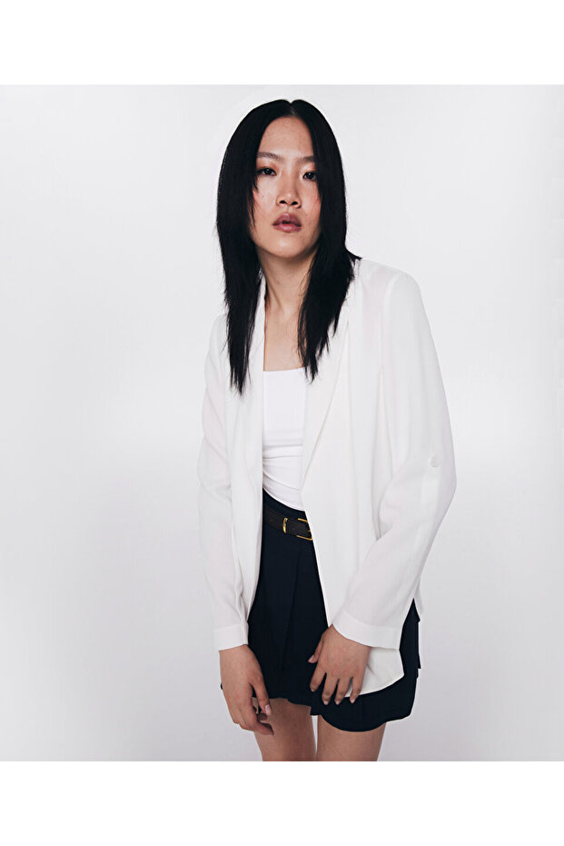 سترة مصممة بشكل رقيق - 5