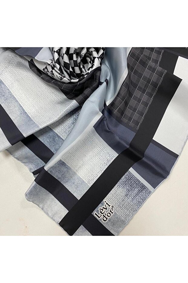 وشاح حريري منقوش هندسي رمادي 27626 - 2