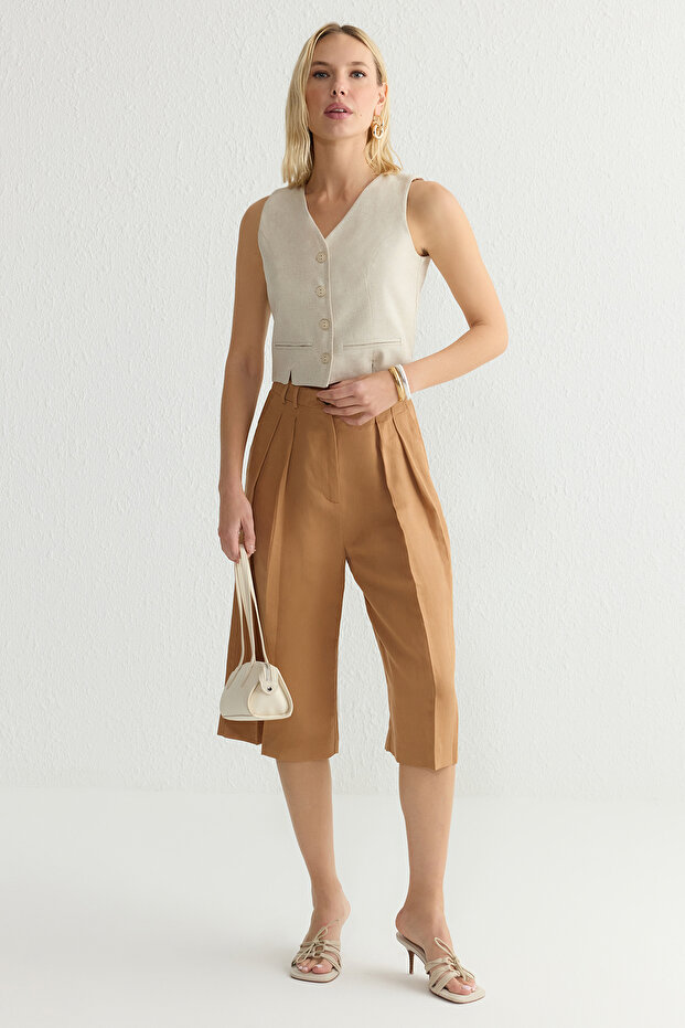 Bej Fitted Keten Görünümlü V Yaka Crop Yelek TWOSS25YE00028 - 2