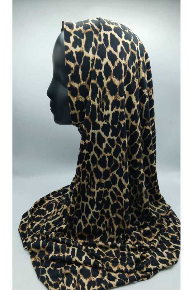 Tiger Sandy Shawl - 3