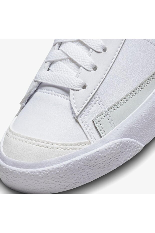 Blazer Mid Unisex Sneaker - 4