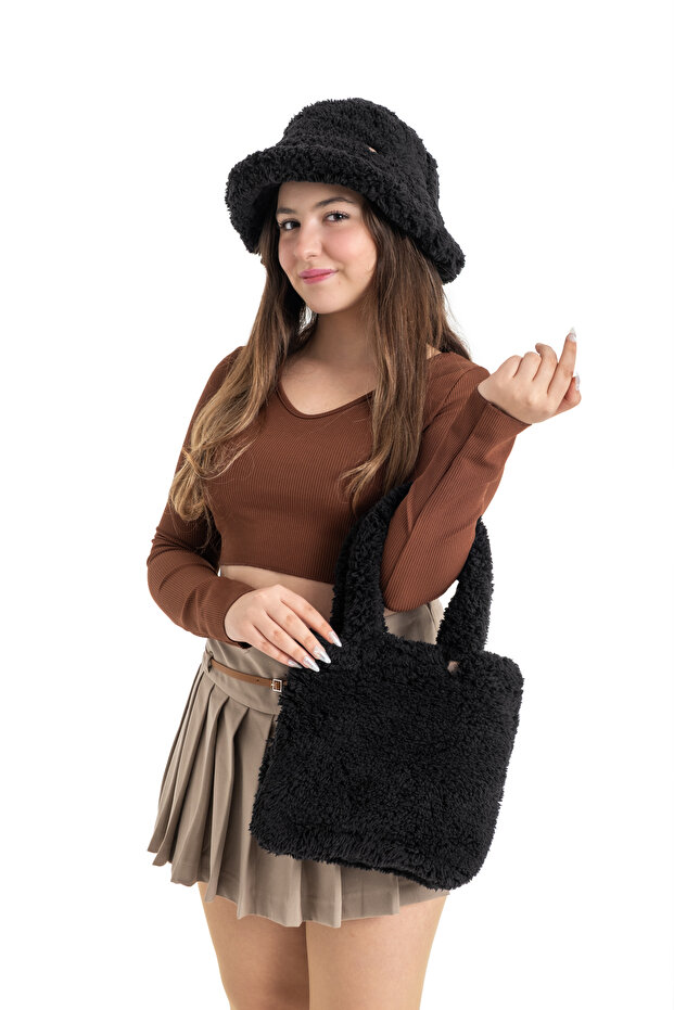 Women's Plush Teddy Shoulder Bag - Soft and Stylish Design