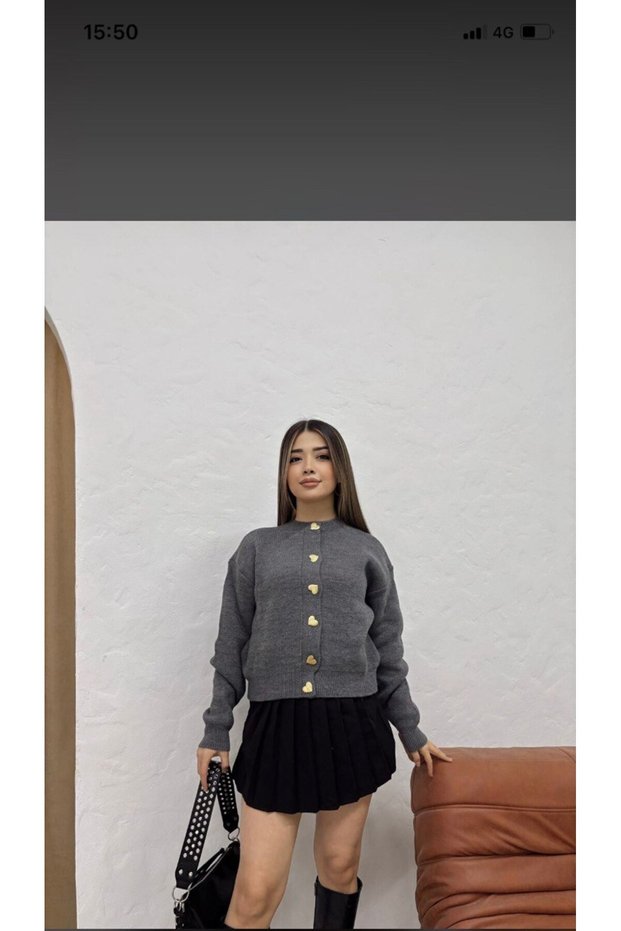 Heart-Button Cardigan